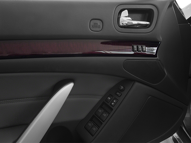 2014 INFINITI Q60 Base
