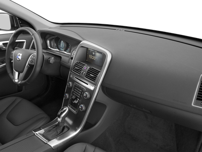 2015 Volvo XC60 T6 Platinum