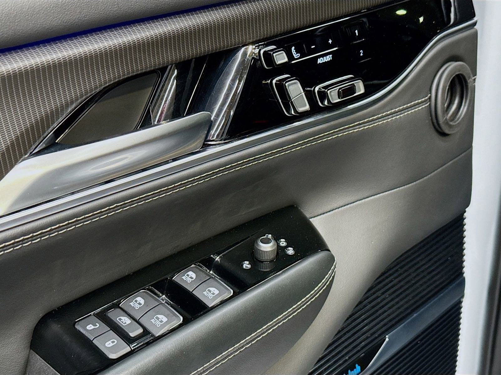 2024 Jeep Grand Wagoneer L Series II