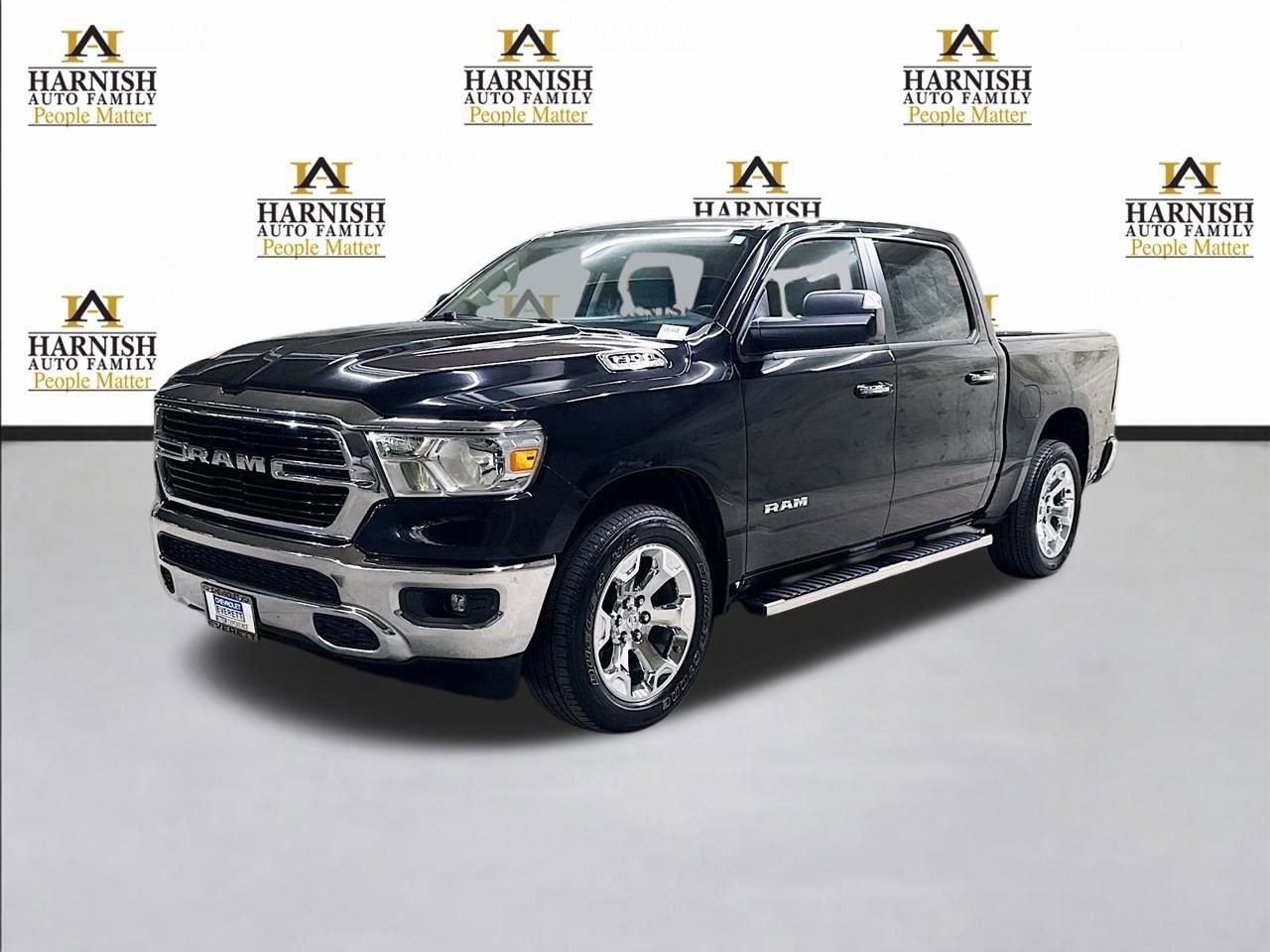 2020 RAM 1500 Big Horn Crew Cab 4x4 5'7" Box