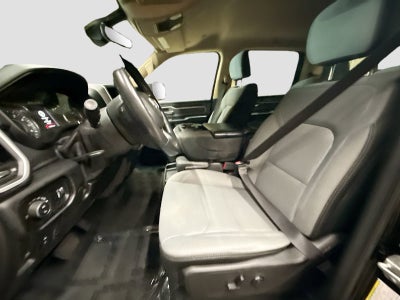 2020 RAM 1500 Big Horn Crew Cab 4x4 5'7" Box
