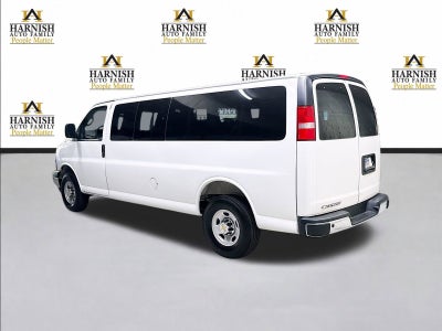 2025 Chevrolet Express Passenger 1LT