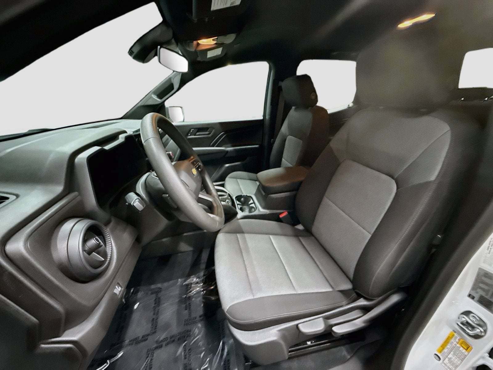 2025 Chevrolet Colorado WT/LT