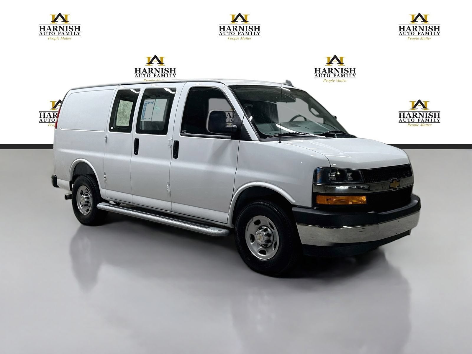 2025 Chevrolet Express Cargo WT