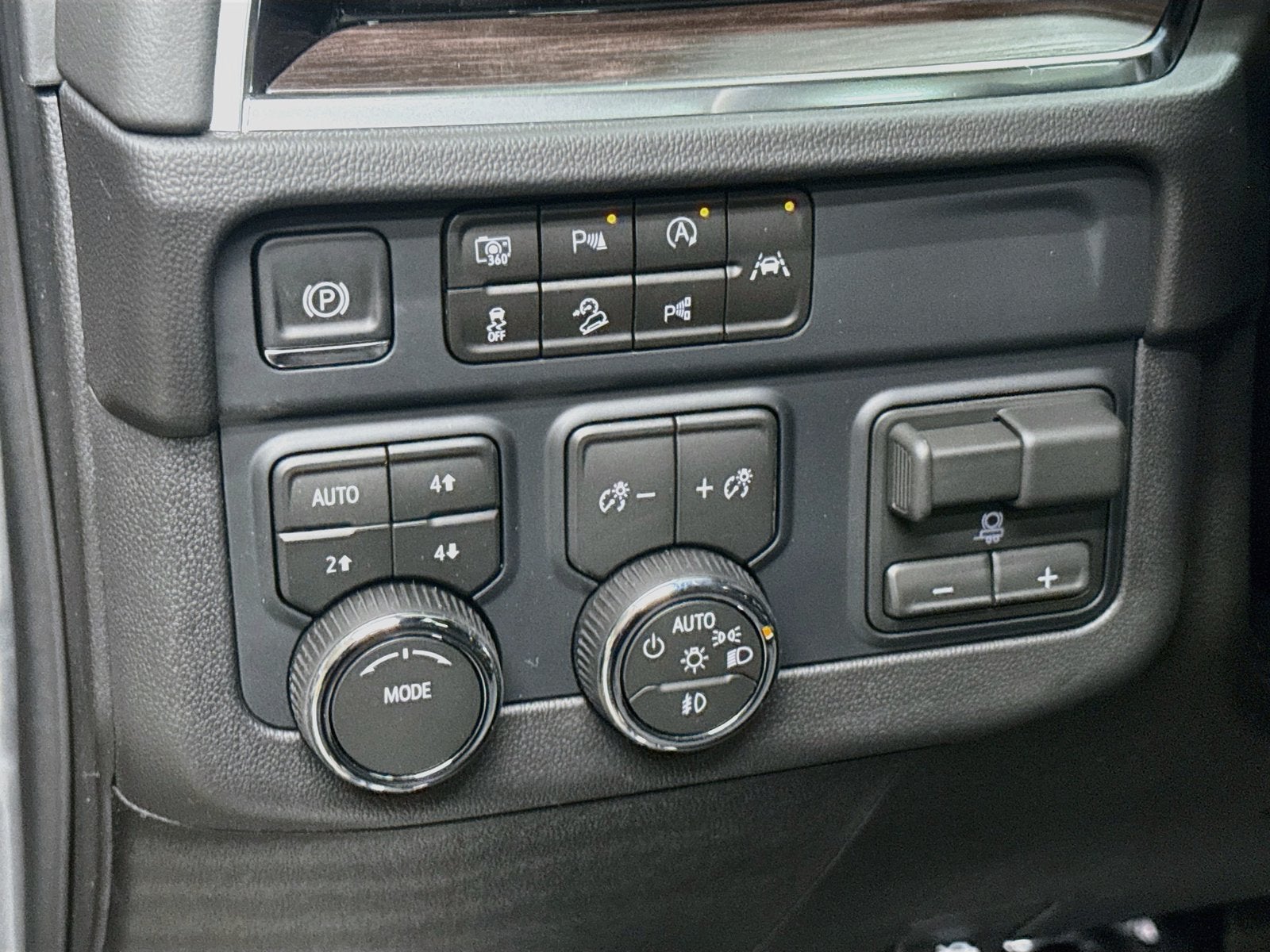 2027 Chevrolet Suburban Z71