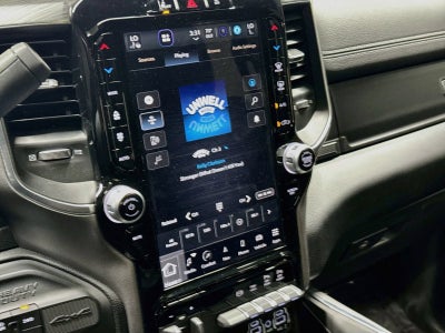 2024 RAM 3500 Laramie Crew Cab 4x4 8' Box