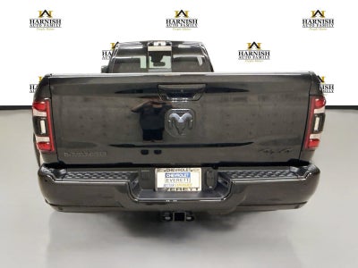 2024 RAM 3500 Laramie Crew Cab 4x4 8' Box