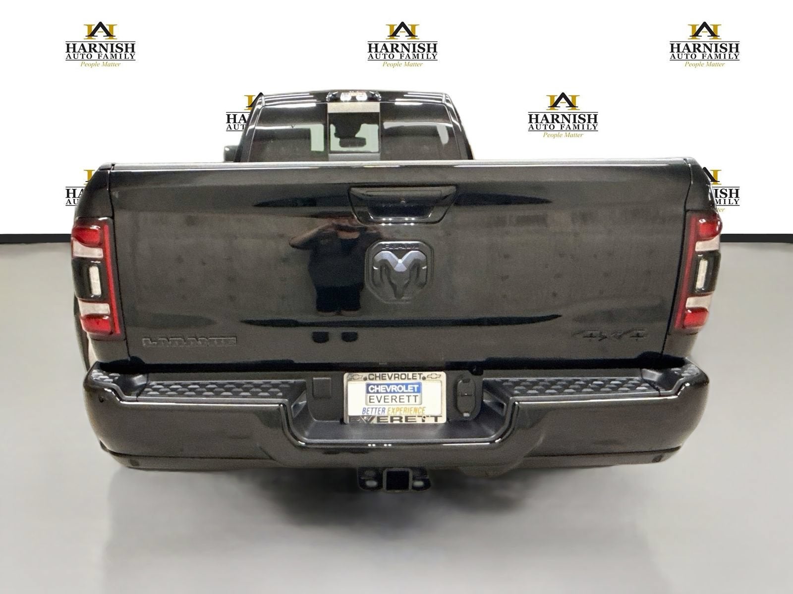 2024 RAM 3500 Laramie Crew Cab 4x4 8' Box