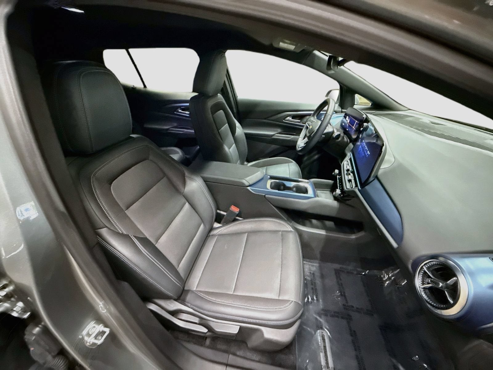 2024 Chevrolet Equinox EV 2LT
