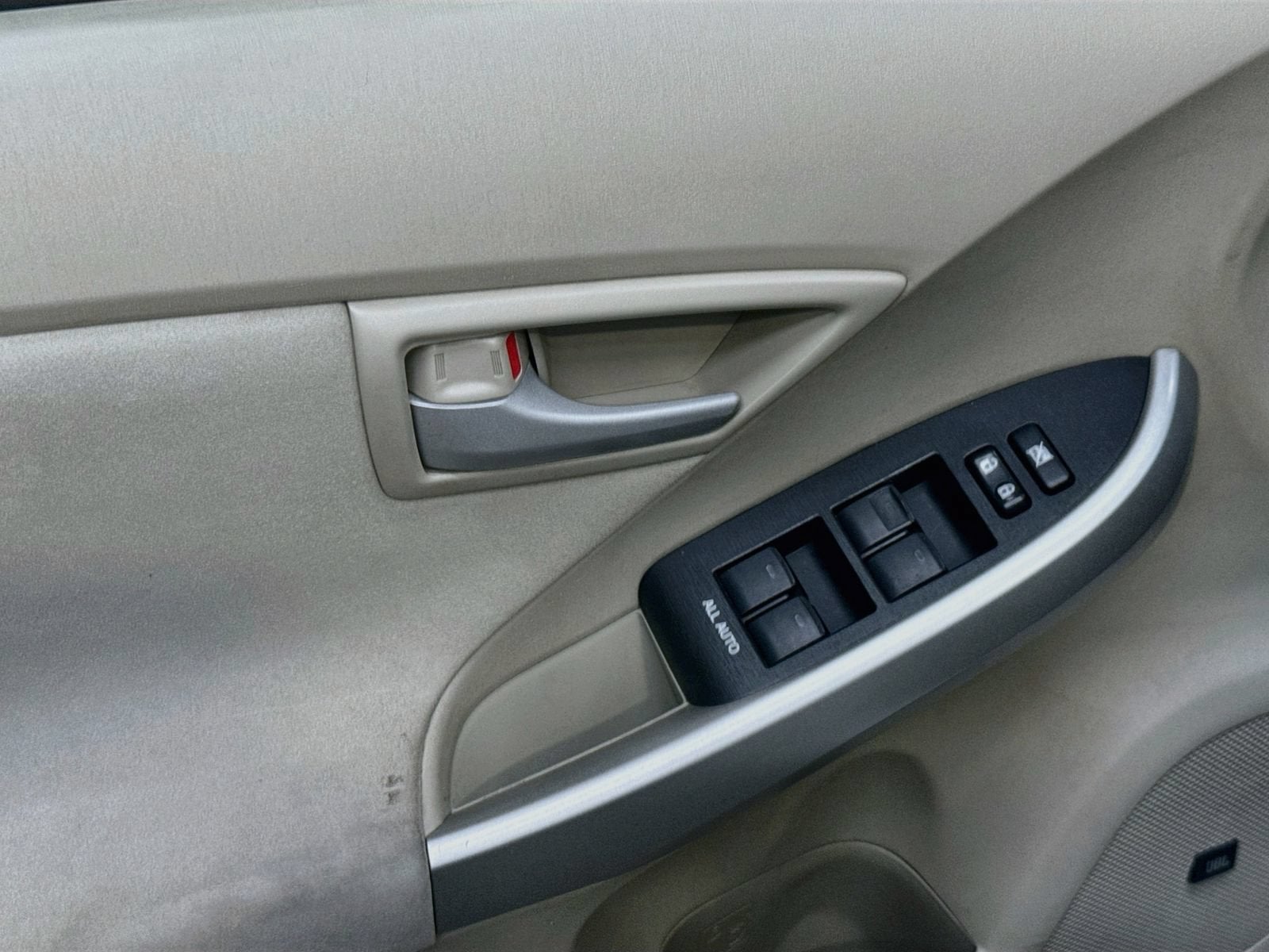2011 Toyota Prius Three