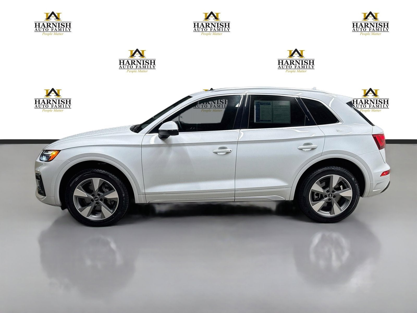 2022 Audi Q5 Premium Plus 40 TFSI quattro S tronic