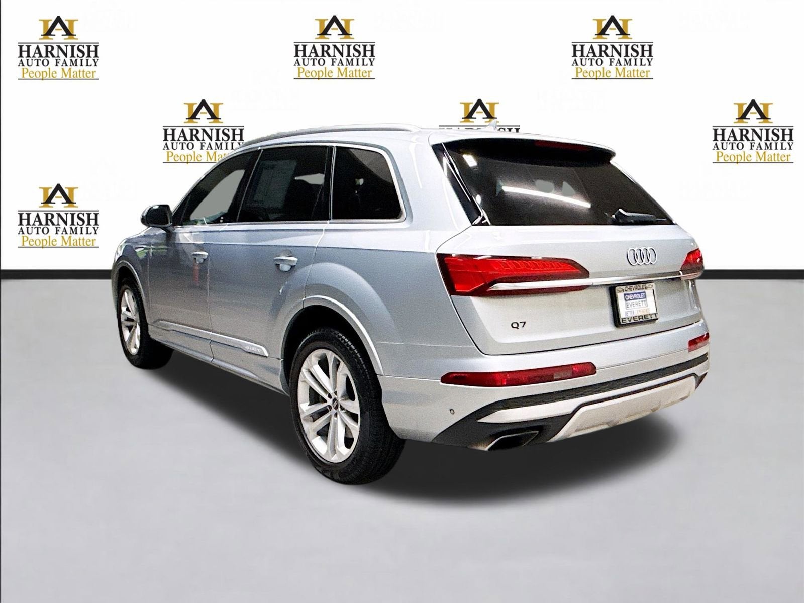 2025 Audi Q7 Premium Plus