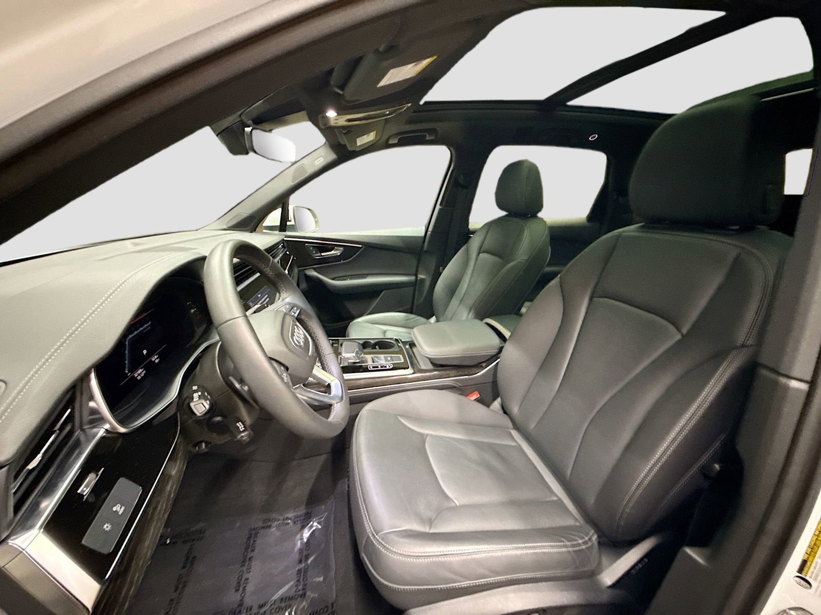 2025 Audi Q7 Premium Plus