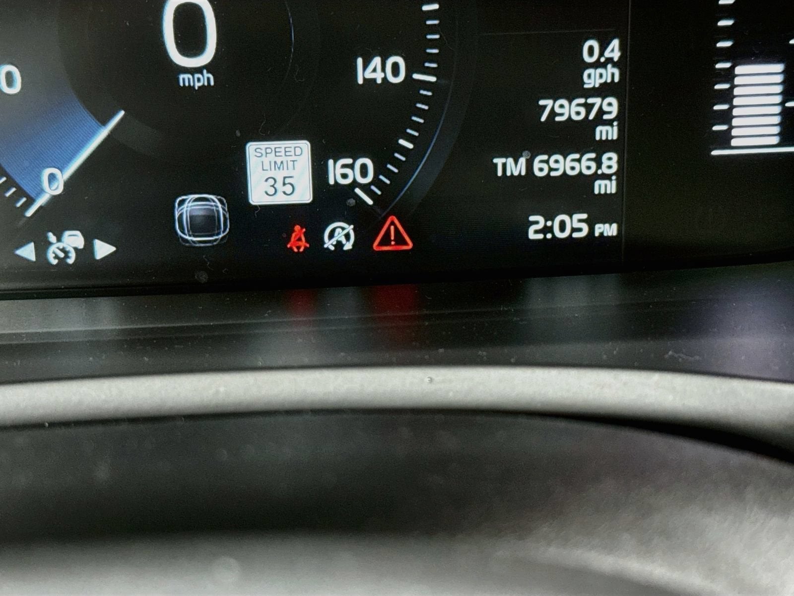 2018 Volvo XC90 T5 Momentum