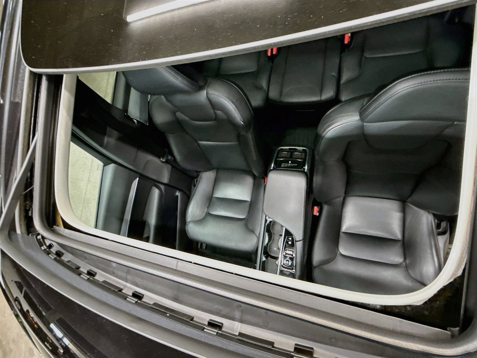 2018 Volvo XC90 T5 Momentum