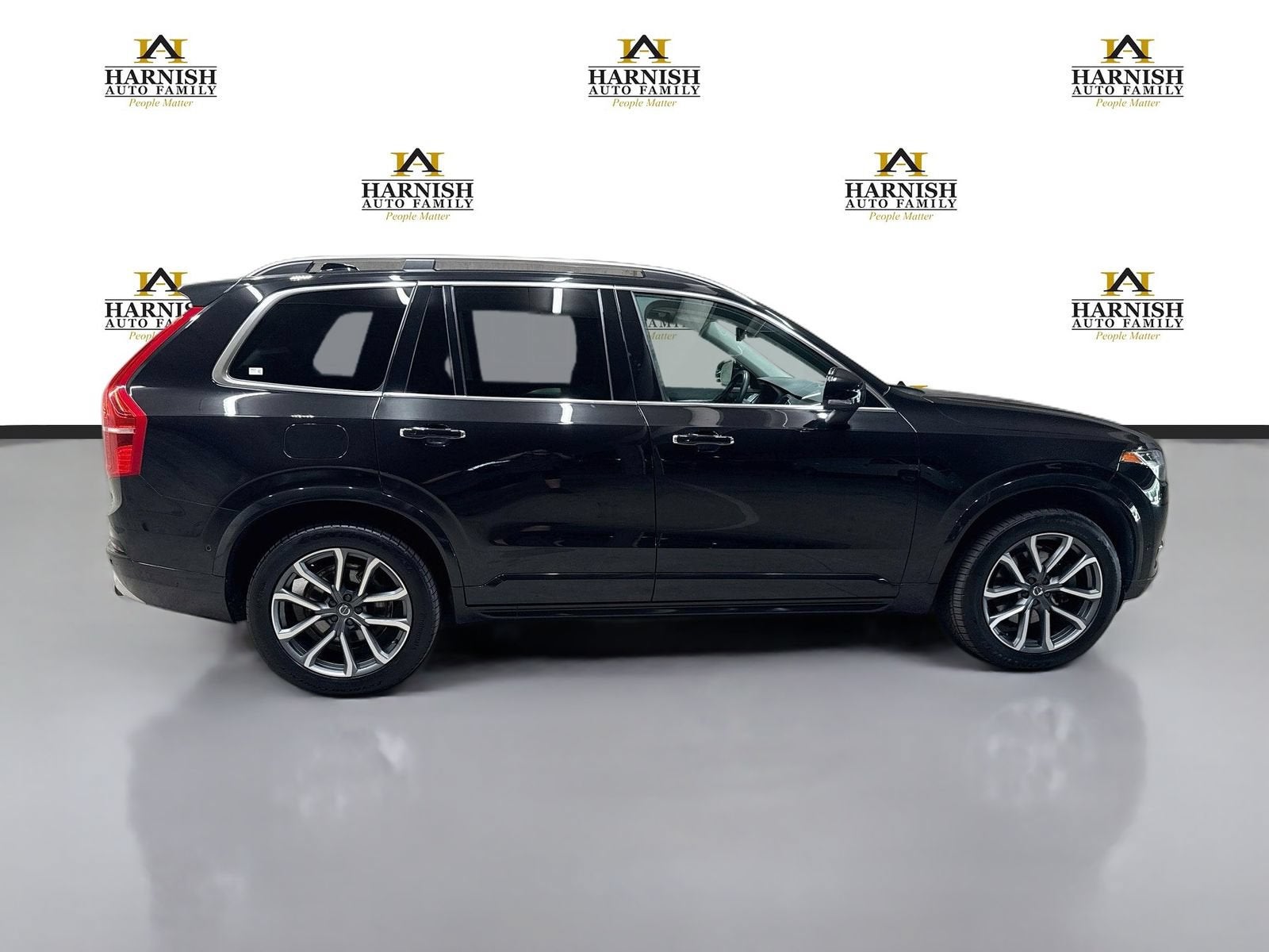 2018 Volvo XC90 T5 Momentum