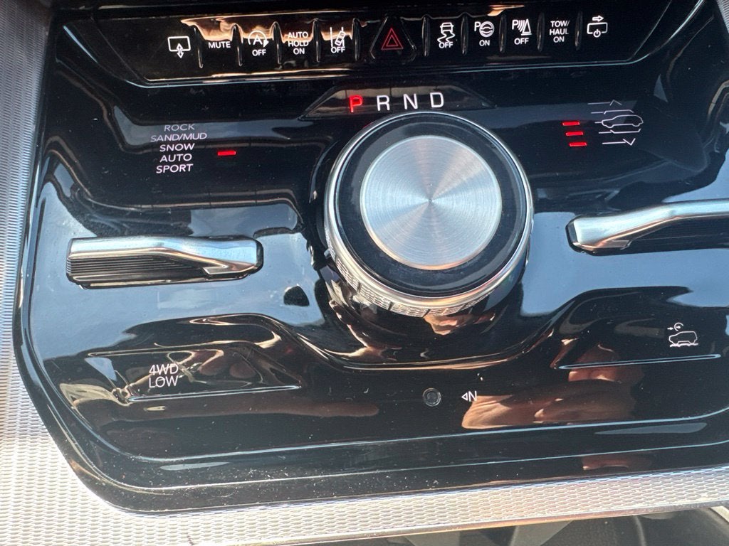 2023 Jeep Grand Wagoneer L Series II