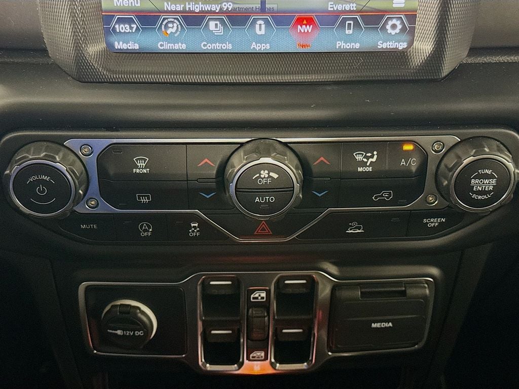 2022 Jeep Gladiator Willys
