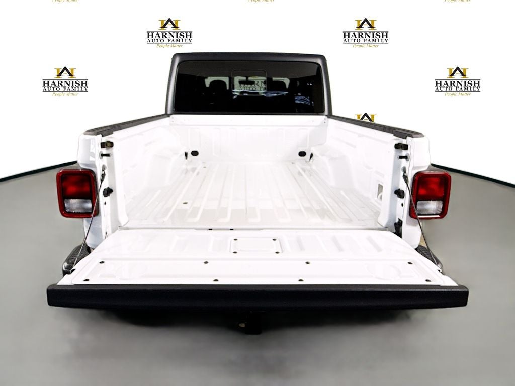 2022 Jeep Gladiator Willys