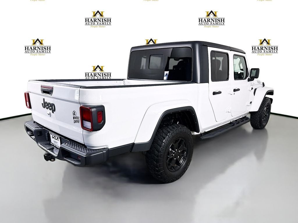 2022 Jeep Gladiator Willys