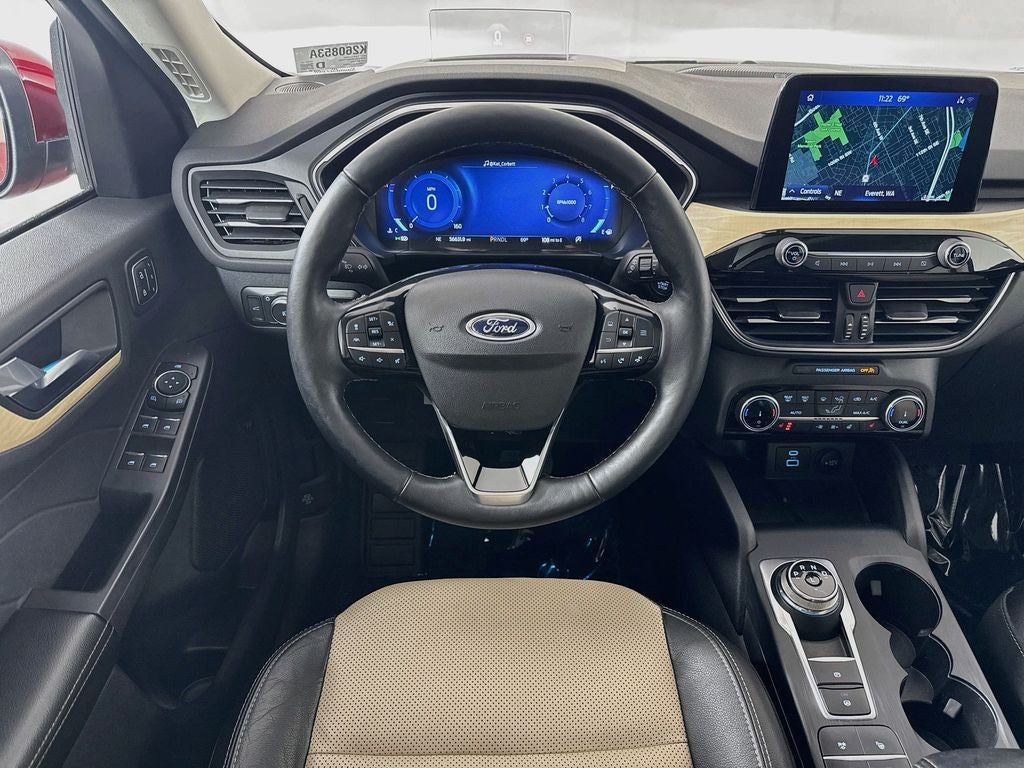 2022 Ford Escape Titanium