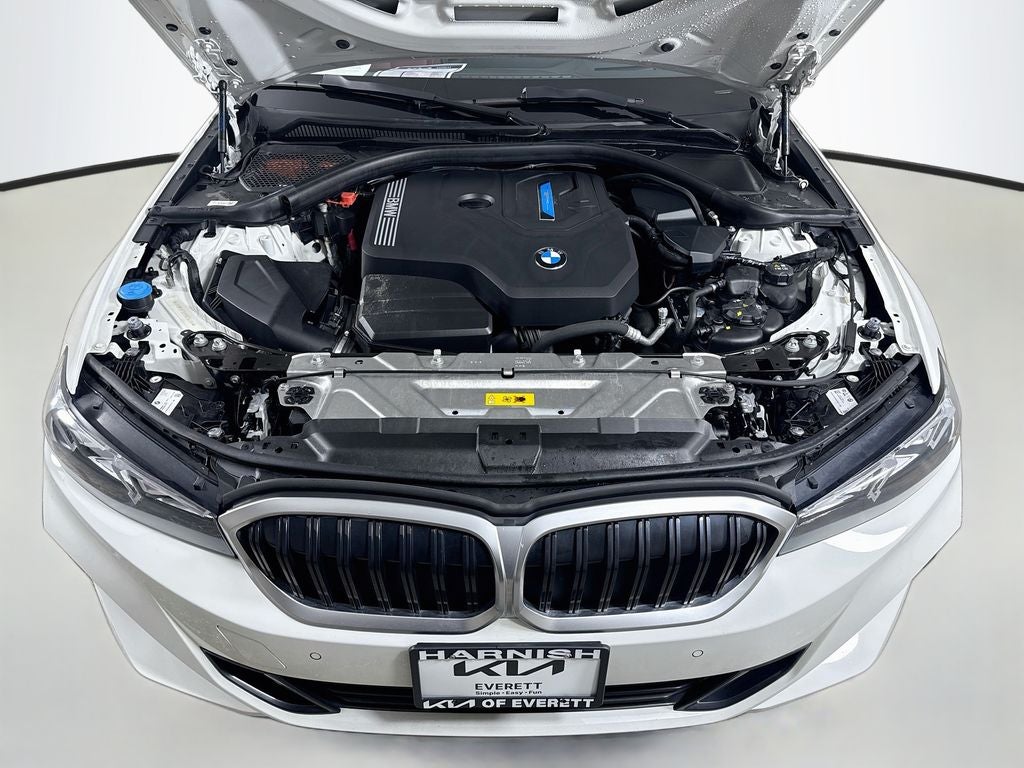 2023 BMW 3 Series 330e xDrive