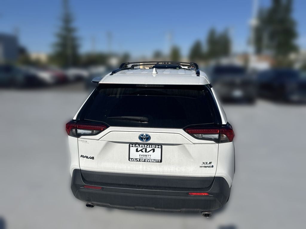 2021 Toyota RAV4 Hybrid XLE