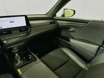 2024 Lexus ES 300h