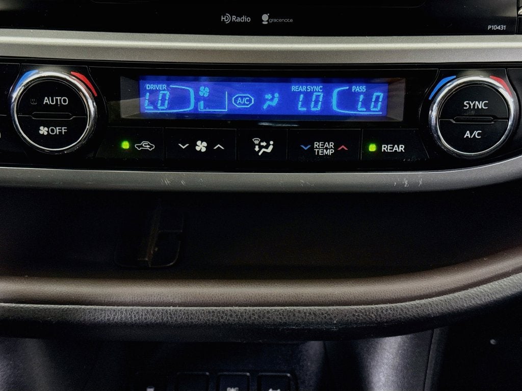 2015 Toyota Highlander LE Plus V6