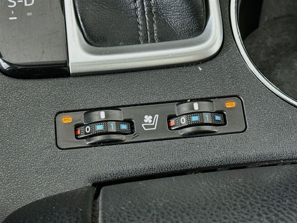 2014 Toyota Highlander Limited Platinum V6