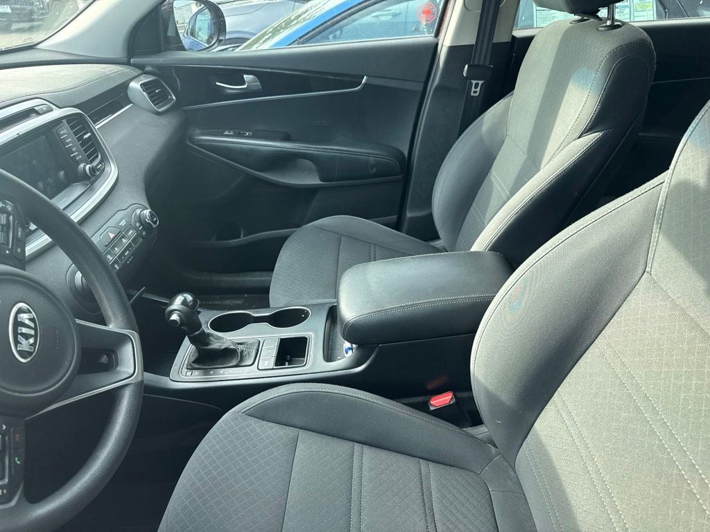 2018 Kia Sorento LX