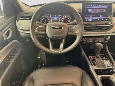 2023 Jeep Compass Latitude Lux