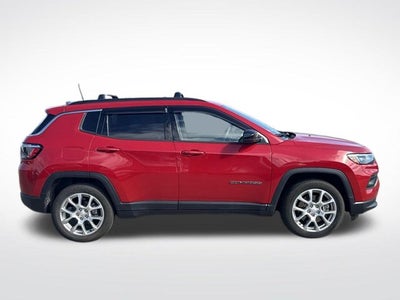 2023 Jeep Compass Latitude Lux