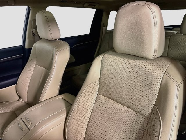 2016 Toyota Highlander Limited Platinum V6