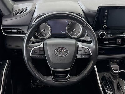 2022 Toyota Highlander XSE