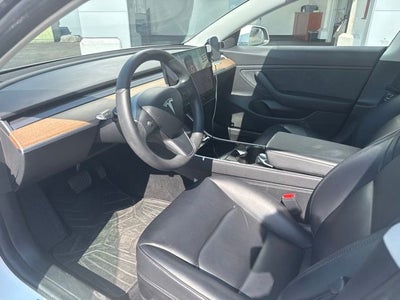 2019 Tesla Model 3 Mid Range