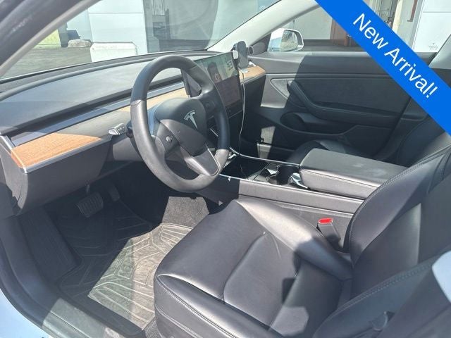 2019 Tesla Model 3 Mid Range