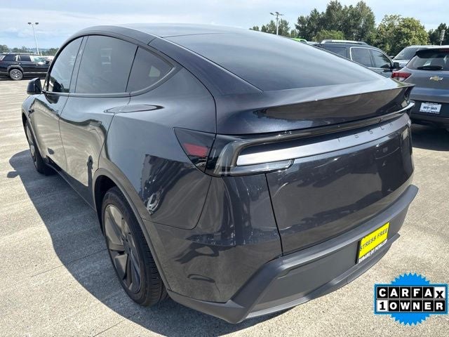 2026 Tesla Model Y Premium