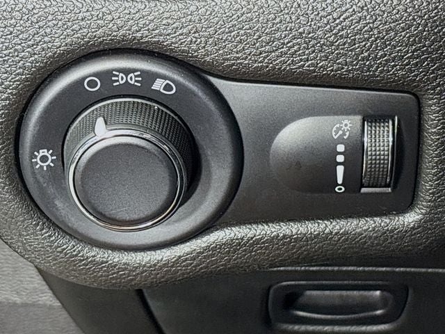 2015 Jeep Cherokee Sport