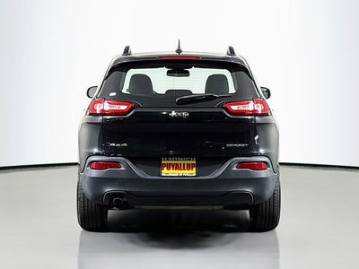 2015 Jeep Cherokee Sport