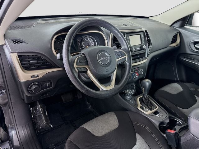 2015 Jeep Cherokee Sport