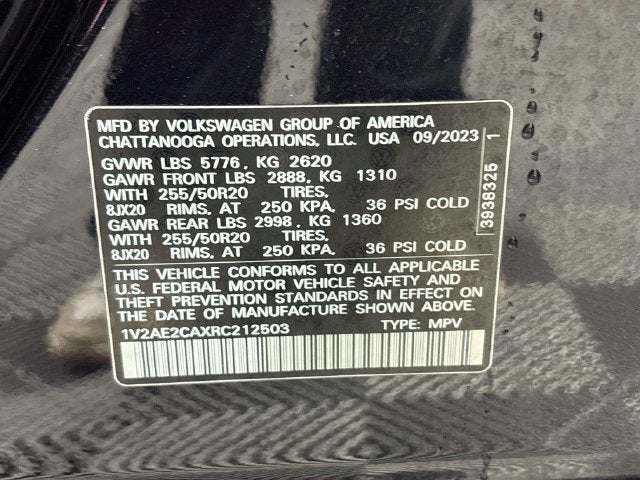 2024 Volkswagen Atlas Cross Sport 2.0T SEL R-Line
