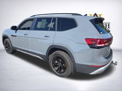 2024 Volkswagen Atlas 2.0T Peak Edition SE w/Technology