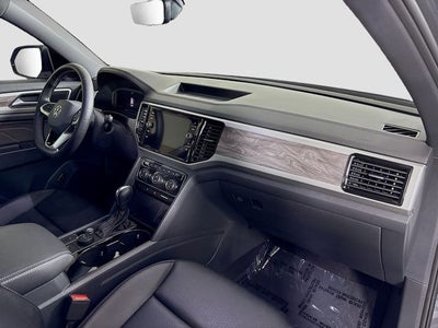 2022 Volkswagen Atlas Cross Sport 3.6L V6 SE w/Technology