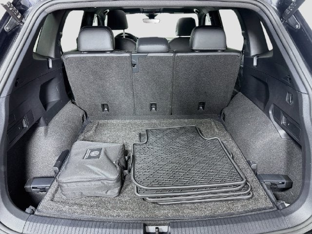 2023 Volkswagen Tiguan 2.0T SEL R-Line