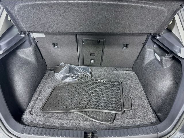 2024 Volkswagen Taos 1.5T SEL