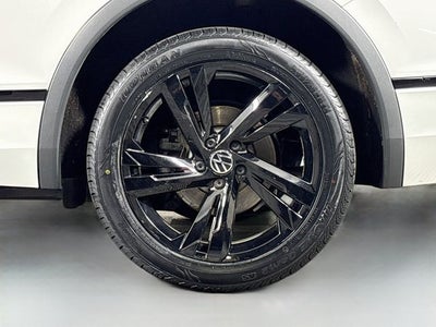 2023 Volkswagen Tiguan 2.0T SE R-Line Black