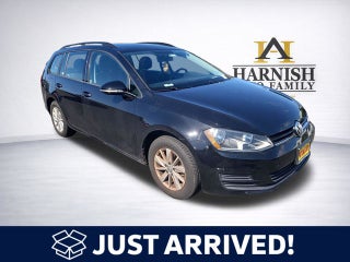 2016 Volkswagen Golf SportWagen S