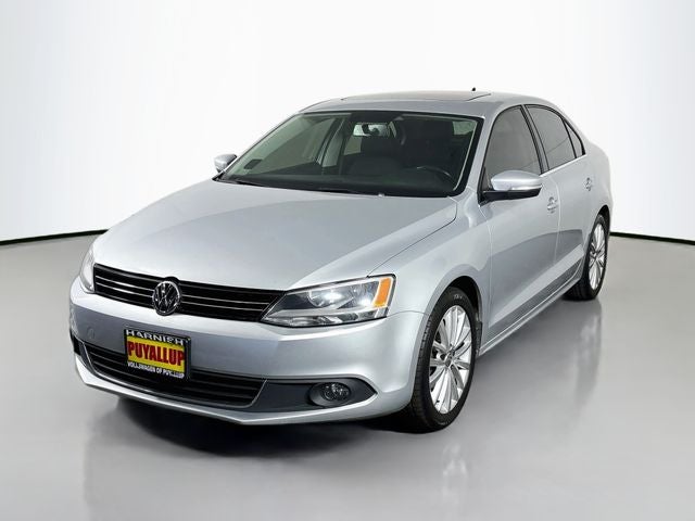 2014 Volkswagen Jetta 2.0L TDI w/Premium/Navigation