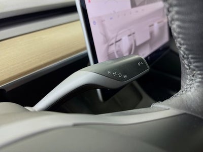 2022 Tesla Model 3 Base